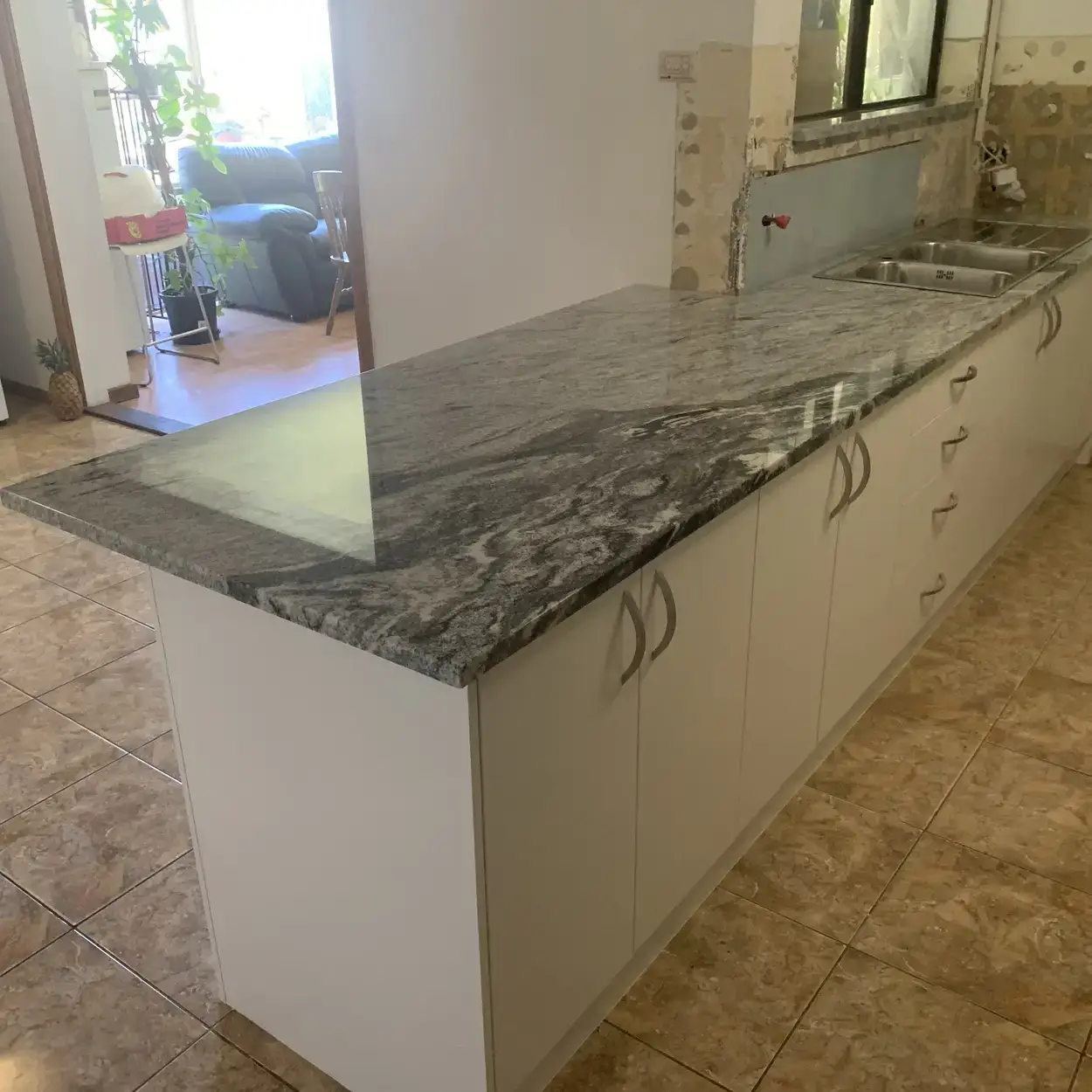 Image of a countertop completed by SA Marble and Granite.